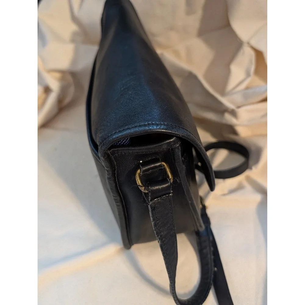 Coach City Bag Black Leather Crossbody Vintage 9790 Brass Turnlock